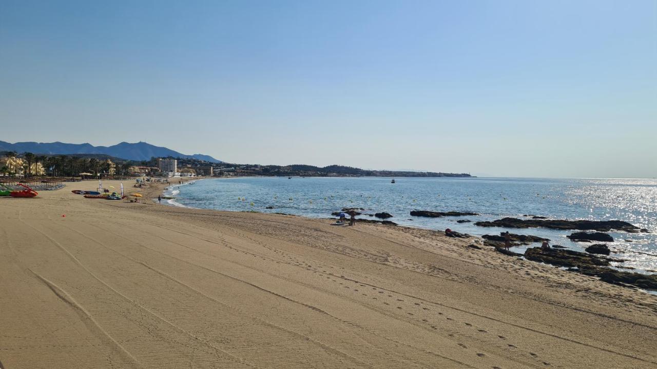 Garden Suite Beach & Relax Sitio de Calahonda Bagian luar foto